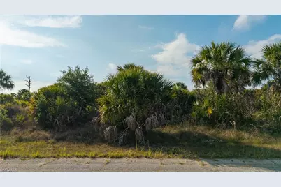 8606 Fireglow Cir, North Port, FL 34288 - Photo 15
