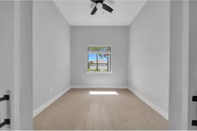 411 SW 26th Pl, Cape Coral, FL 33991 - Photo 21