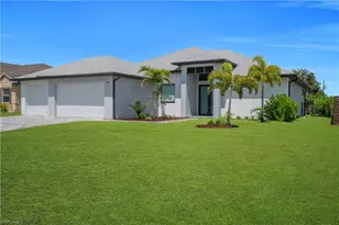 411 SW 26th Pl, Cape Coral, FL 33991 - Photo 5