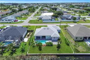 411 SW 26th Pl, Cape Coral, FL 33991 - Photo 47