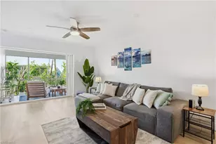 17 Watercolor Way, Naples, FL 34113 - Photo 11