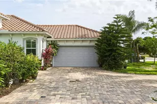 1700 43rd Terrace SW, Naples, FL 34116 - Photo 5