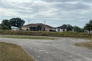 3007 Mecca Ct, Labelle, FL 33935 - Photo 1