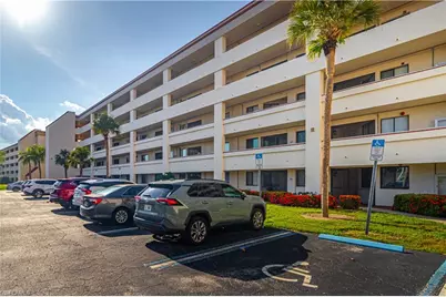 7410 Lake Breeze Dr #203, Fort Myers, FL 33907 - Photo 11