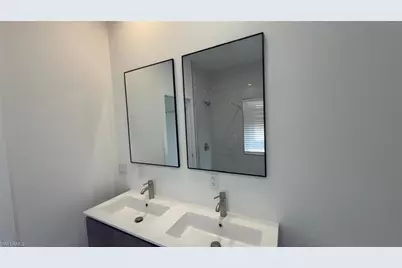 3424 NE 21st Pl, Cape Coral, FL 33909 - Photo 15
