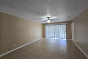 702 SE 47th St, Cape Coral, FL 33904 - Photo 7