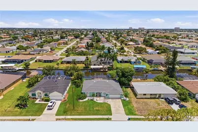 624 Mohawk Pkwy, Cape Coral, FL 33914 - Photo 21