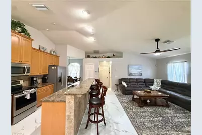 2639 SW 5th St, Cape Coral, FL 33991 - Photo 7