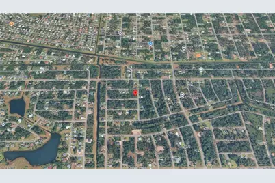 921 Abbey St E, Lehigh Acres, FL 33974 - Photo 7