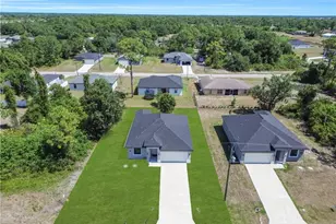 6208 Forest Ct, Labelle, FL 33935 - Photo 3