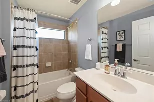 13750 Julias Way, Fort Myers, FL 33919 - Photo 23