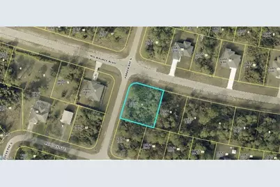 1016 Milwaukee Blvd, Lehigh Acres, FL 33974 - Photo 1