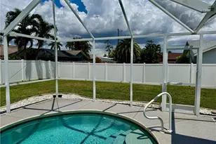 213 SW 10th Terrace, Cape Coral, FL 33991 - Photo 9