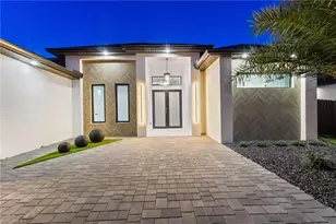 1919 SW 15th Pl, Cape Coral, FL 33991 - Photo 3