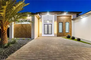 1923 SW 15th Pl, Cape Coral, FL 33991 - Photo 3