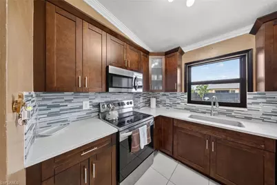 2010 NE 24th Ter, Cape Coral, FL 33909 - Photo 5