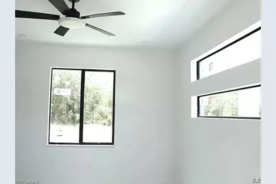 405 E 15th St, Lehigh Acres, FL 33972 - Photo 21