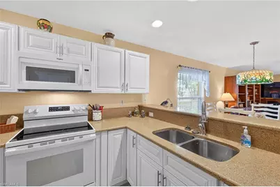 12835 Oakpointe Cir, Fort Myers, FL 33912 - Photo 9