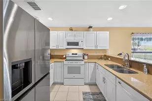 12835 Oakpointe Circle, Fort Myers, FL 33912 - Photo 7