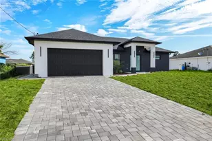 1139 Ebert St E, Lehigh Acres, FL 33974 - Photo 3