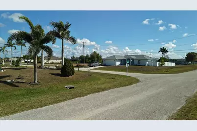2502 NW 1st St, Cape Coral, FL 33993 - Photo 9