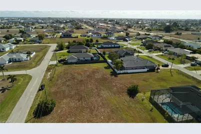 2502 NW 1st St, Cape Coral, FL 33993 - Photo 37