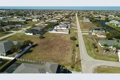 2502 NW 1st St, Cape Coral, FL 33993 - Photo 27