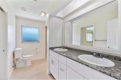 5661 Eichen Cir E, Fort Myers, FL 33919 - Photo 21