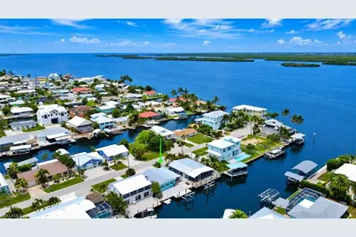 2691 Geary St, Matlacha, FL 33993 - Photo 5