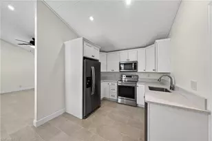 16924 Timberlakes Dr, Fort Myers, FL 33908 - Photo 25