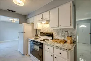3518 SE 8th Pl, Cape Coral, FL 33904 - Photo 17