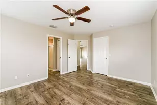 123 Blackstone Dr, Fort Myers, FL 33913 - Photo 9