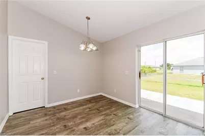 123 Blackstone Dr, Fort Myers, FL 33913 - Photo 5