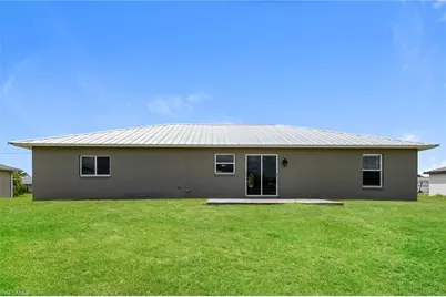 123 Blackstone Dr, Fort Myers, FL 33913 - Photo 15