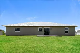 123 Blackstone Dr, Fort Myers, FL 33913 - Photo 15