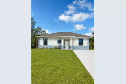 3052 S Beechwood Cir, Labelle, FL 33935 - Photo 1