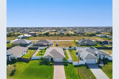 1018 NW 19th St, Cape Coral, FL 33993 - Photo 43