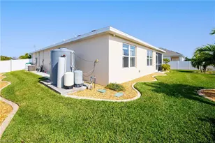 1018 NW 19th St, Cape Coral, FL 33993 - Photo 39