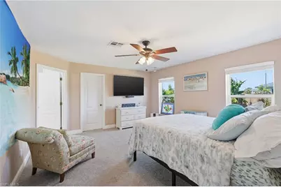 4301 NE 9th Pl, Cape Coral, FL 33909 - Photo 11