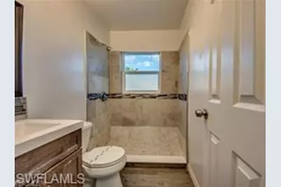 1112 SE 39th Ter, Cape Coral, FL 33904 - Photo 21