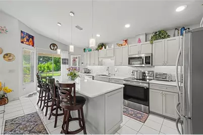 15212 Palm Isle Dr, Fort Myers, FL 33919 - Photo 11