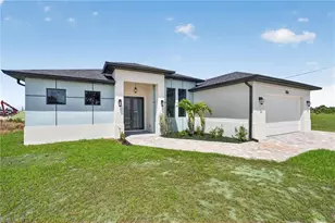 4210 NE 14th Ave, Cape Coral, FL 33909 - Photo 3