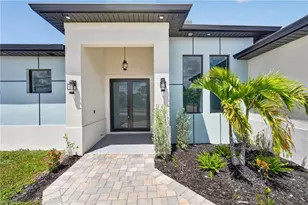 4210 NE 14th Ave, Cape Coral, FL 33909 - Photo 5