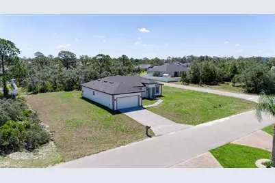 4895 Myrtle Beach Dr, Sebring, FL 33872 - Photo 3