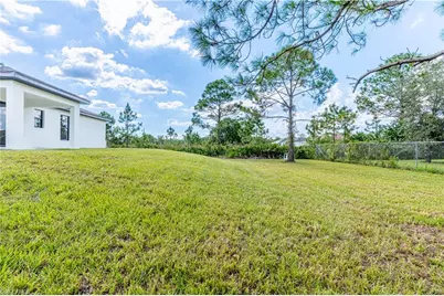 2710 42nd St W, Lehigh Acres, FL 33971 - Photo 19
