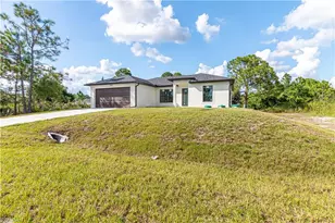 2710 42nd St W, Lehigh Acres, FL 33971 - Photo 11