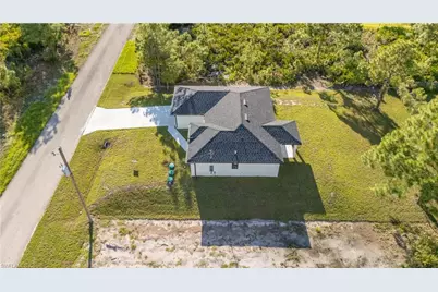 2710 42nd St W, Lehigh Acres, FL 33971 - Photo 5
