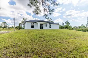 2710 42nd St W, Lehigh Acres, FL 33971 - Photo 17