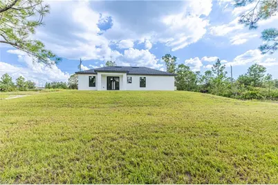 2710 42nd St W, Lehigh Acres, FL 33971 - Photo 15