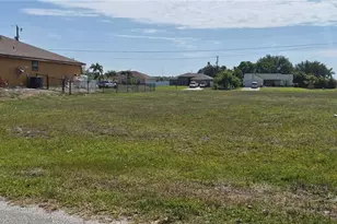 1321 NE 21st Pl, Cape Coral, FL 33909 - Photo 1